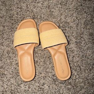 Crown Vintage Sandal